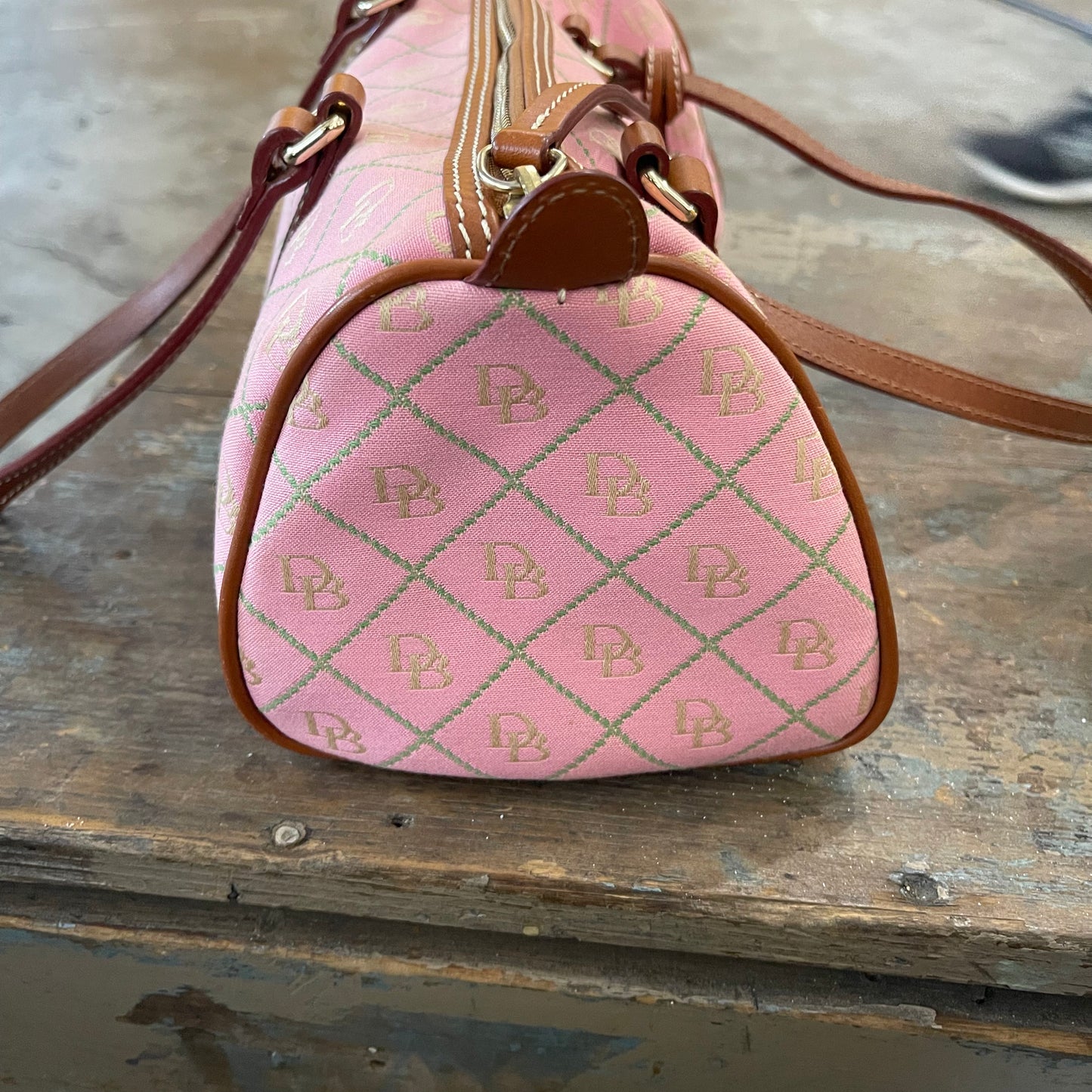Dooney and bourke y2k barrel bag