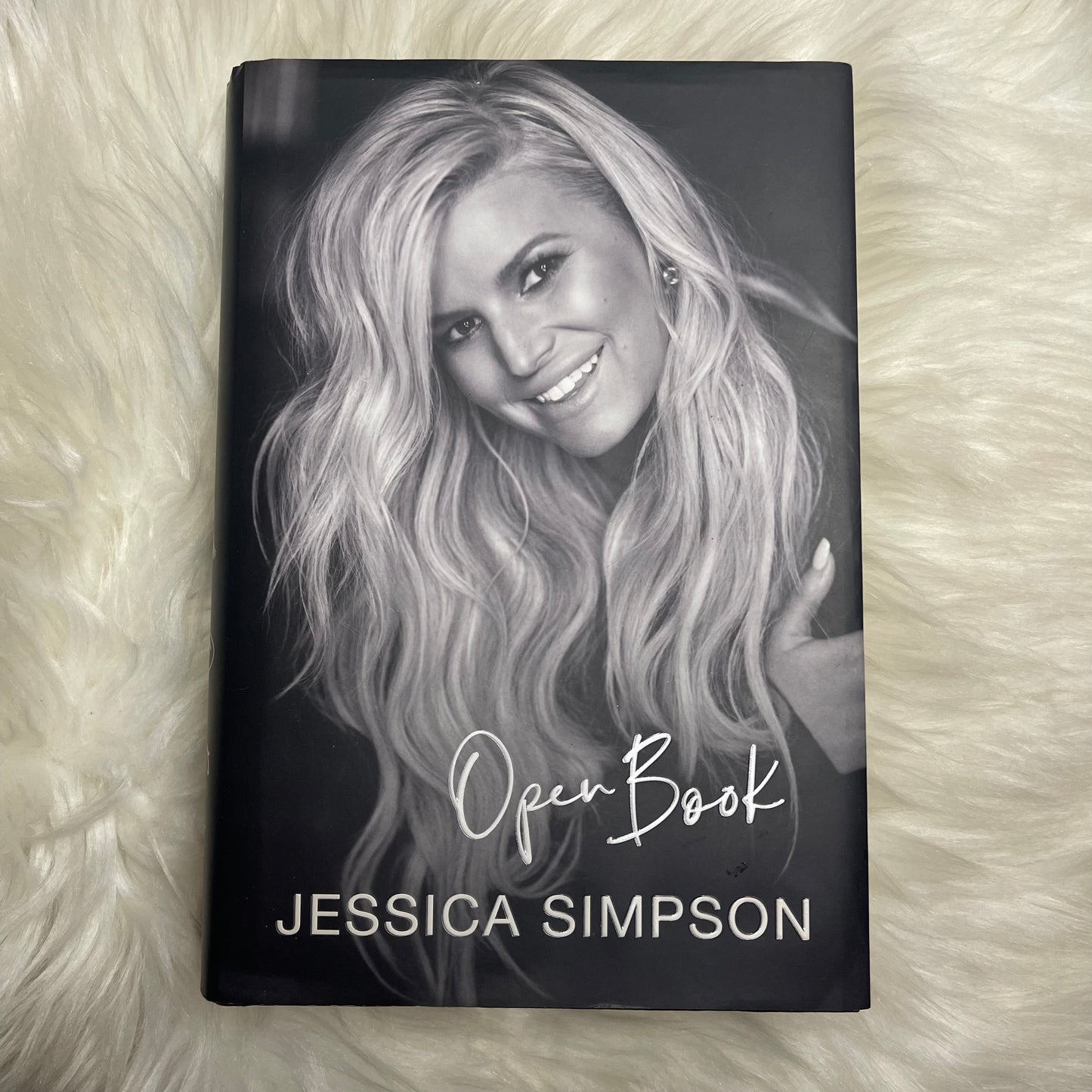 Jessica Simpson Biography: Open Book 📖