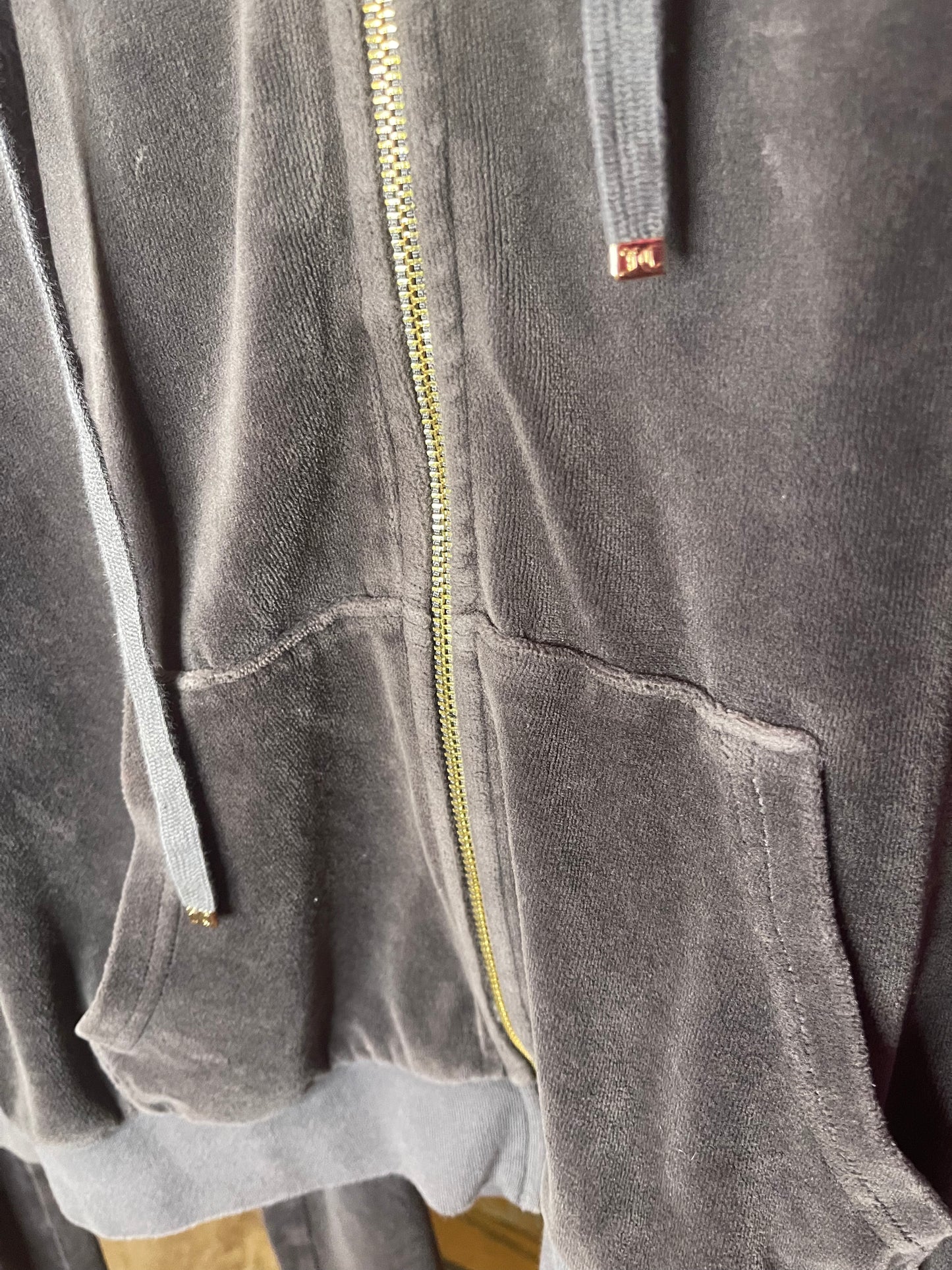 Juicy Couture 2010s Grey Velour Tracksuit SET Size M 💿