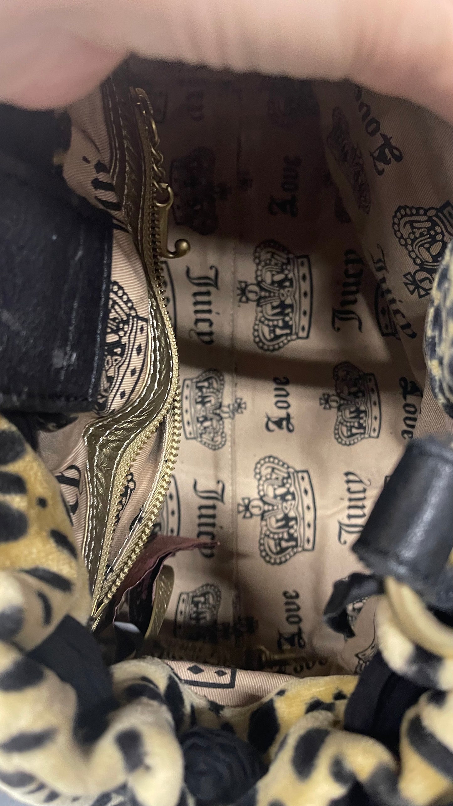 Vintage Juicy Couture 🐆THE Leopard Print Velour Scottie Daydreamer Bag